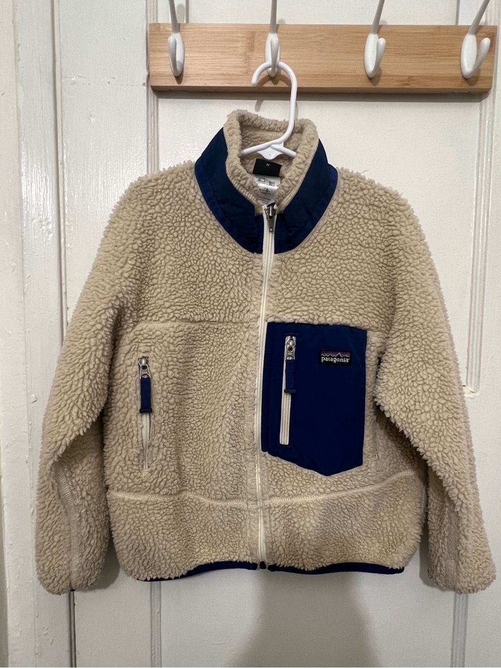 Patagonia Kids Beige Sherpa Jacket with Navy Accents